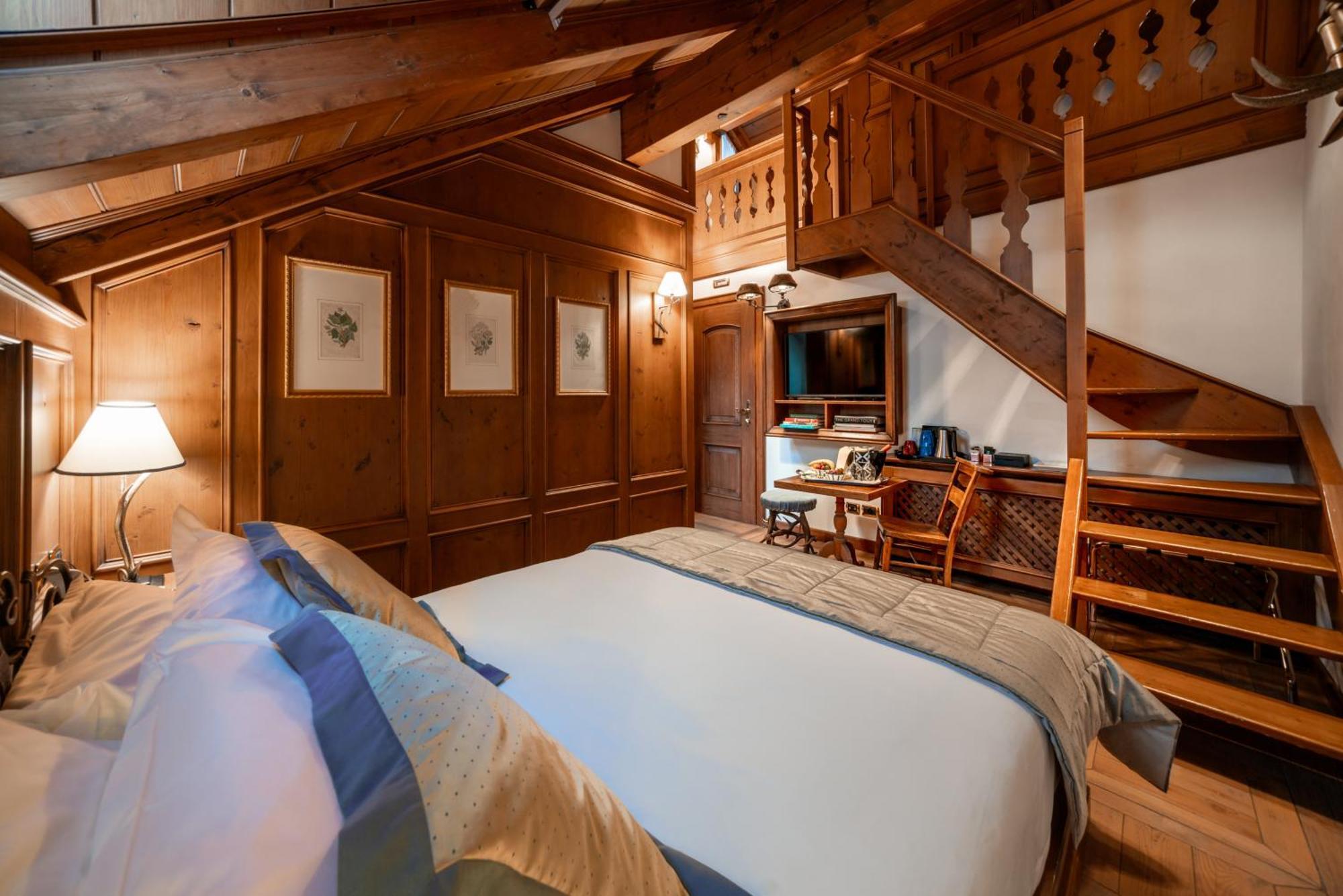 Ambra Cortina Luxury&Fashion Hotel Cortina dʼAmpezzo Exterior foto
